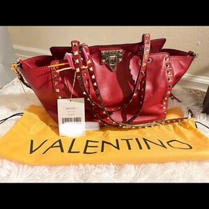 Small red Valentino Garavani
Calfskin Rockstud leather handbag